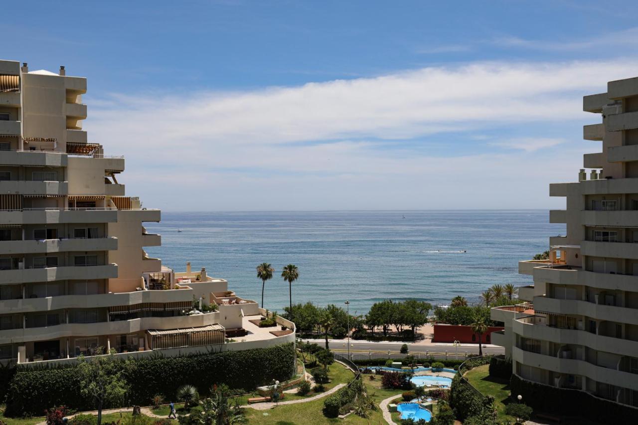 074 - Fabulous Sea View Apartment In Benal Beach Complex Benalmádena Exteriör bild