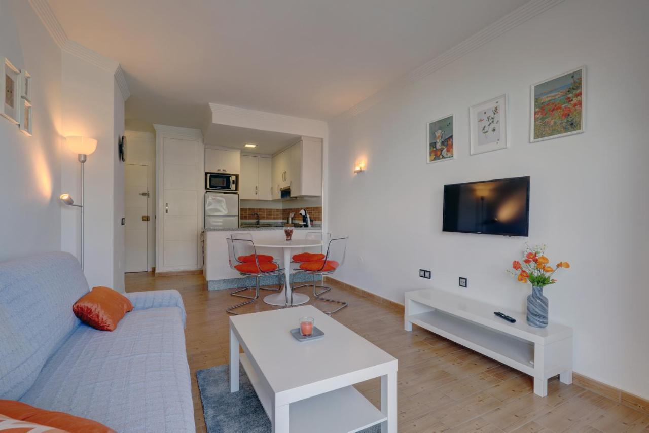 074 - Fabulous Sea View Apartment In Benal Beach Complex Benalmádena Exteriör bild